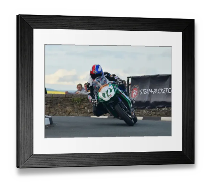 Framed Print : Russ Mountford (Yamaha) 2012 Southern 100 Framed Print : Russ Mountford (Yamaha) 2012 Southern 100