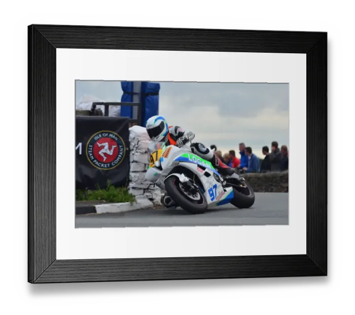 Framed Print : Seamus Elliott (Yamaha) 2012 Southern 100 Framed Print : Seamus Elliott (Yamaha) 2012 Southern 100