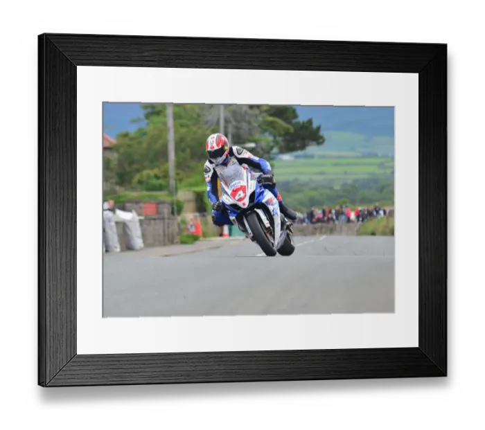 Framed Print : Conor Cummins (Tyco Suzuki) 2012 Southern 100