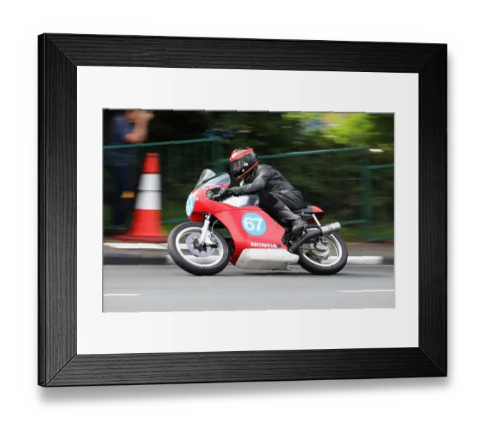 Framed Print : Gary Hutton (Honda) 2019 Junior Classic TT