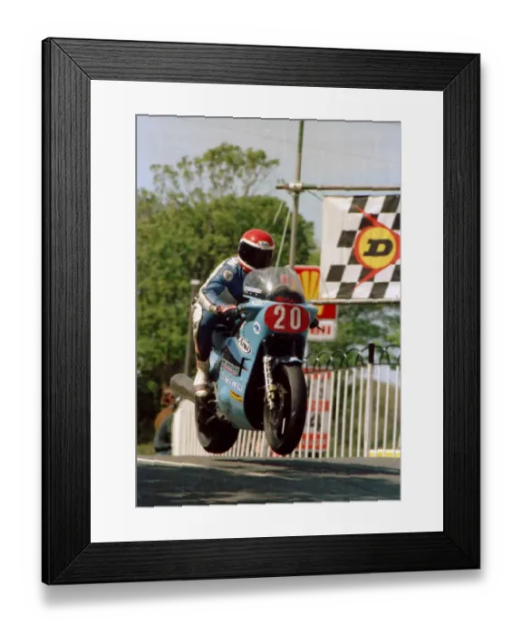 Framed Print : Brian Morrison (Suzuki) 1986 Production A TT Framed Print : Brian Morrison (Suzuki) 1986 Production A TT
