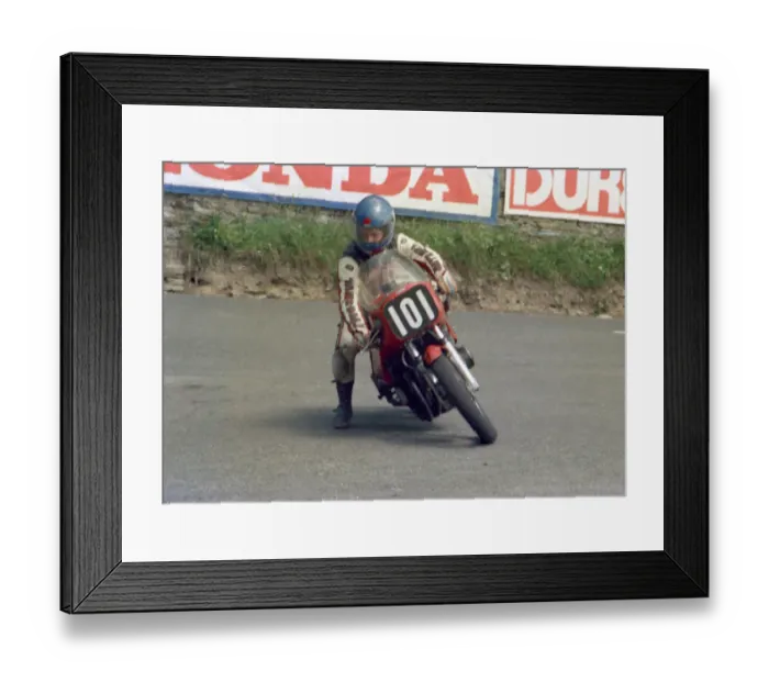 Framed Print : Sandy Berwick (Suzuki) 1986 Formula Two TT Framed Print : Sandy Berwick (Suzuki) 1986 Formula Two TT
