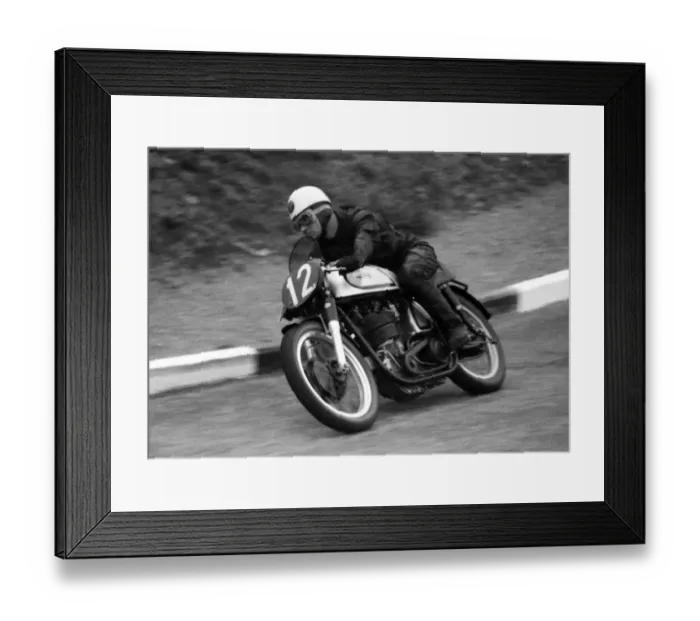 Framed Print : Bob McIntyre (Norton) 1955 Senior TT Framed Print : Bob McIntyre (Norton) 1955 Senior TT