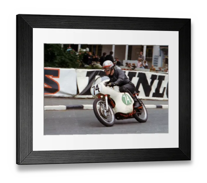 Framed Print : Lawrence Evans (LE / BSA) 1965 Lightweight TT Framed Print : Lawrence Evans (LE / BSA) 1965 Lightweight TT