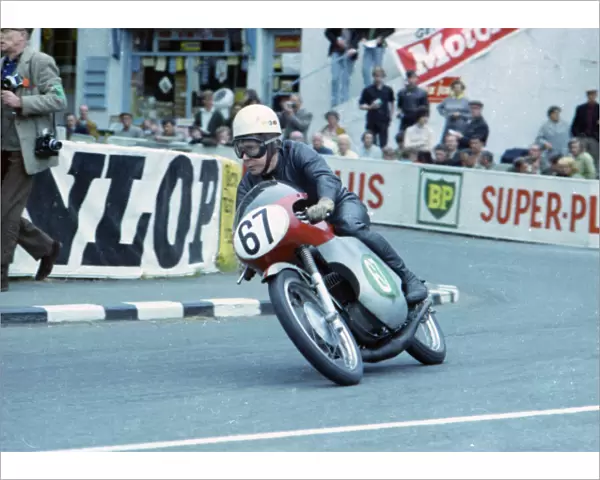 Fred Launchbury (Bultaco) 1965 Lightweight TT