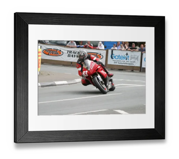 Framed Print : Martin Hamberg (Kawasaki) 2005 Senior TT Framed Print : Martin Hamberg (Kawasaki) 2005 Senior TT