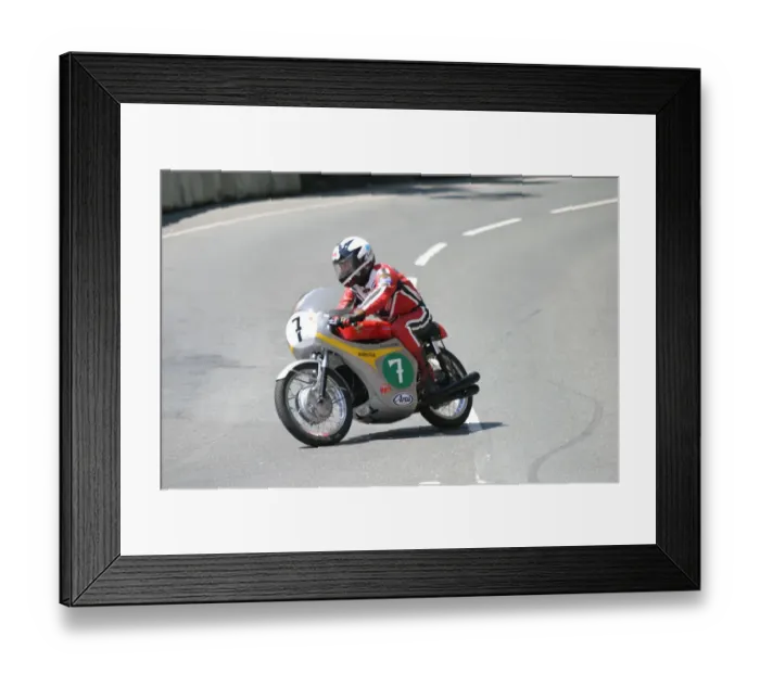 Framed Print : Tommy Robb (Honda) 2005 Classic Lap Framed Print : Tommy Robb (Honda) 2005 Classic Lap
