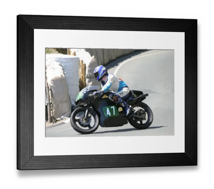 Framed Print : Pete Hindley (Cotton Rotax) 2005 Classic Lap Framed Print : Pete Hindley (Cotton Rotax) 2005 Classic Lap