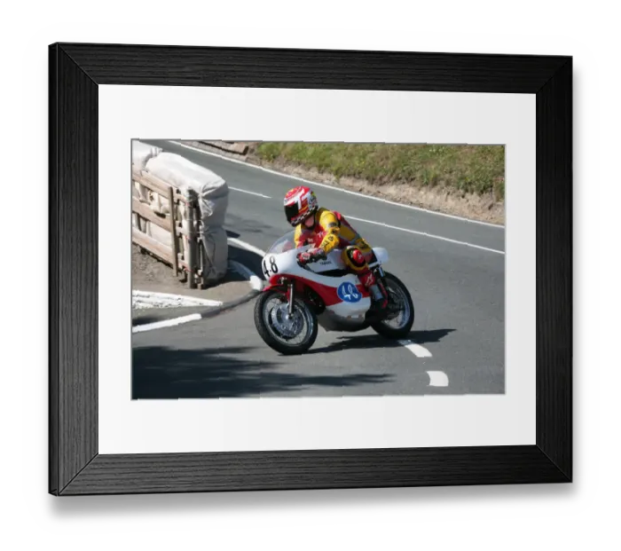 Framed Print : Richard Milky Quayle (Yamaha) 2007 Parade Lap Framed Print : Richard Milky Quayle (Yamaha) 2007 Parade Lap