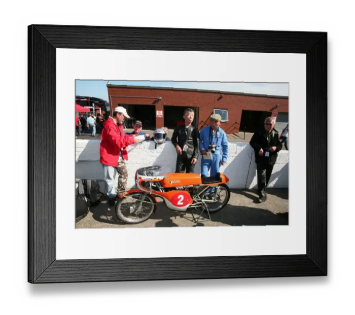 Framed Print : Jun Uno (Tohatsu) 2007 Parade Lap Framed Print : Jun Uno (Tohatsu) 2007 Parade Lap