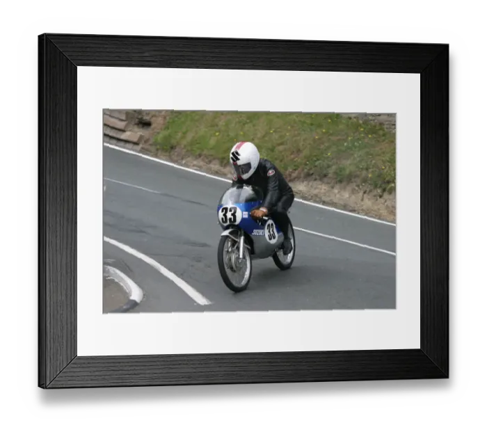 Framed Print : Mitsuo Itoh (Suzuki) 2007 Parade Lap Framed Print : Mitsuo Itoh (Suzuki) 2007 Parade Lap