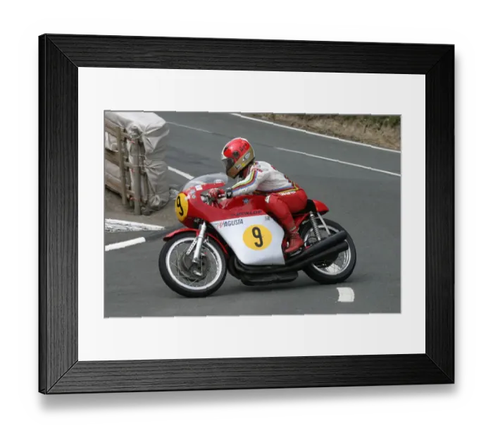 Framed Print : Giacomo Agostini (MV) 2007 Parade Lap Framed Print : Giacomo Agostini (MV) 2007 Parade Lap