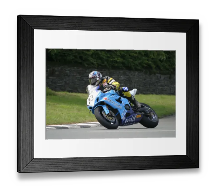 Framed Print : Mark Buckley (Suzuki) 2007 Superbike TT Framed Print : Mark Buckley (Suzuki) 2007 Superbike TT