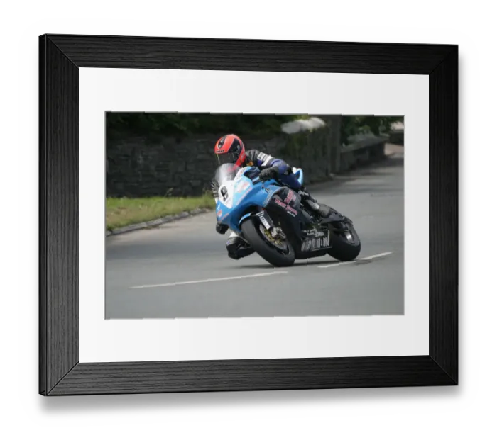 Framed Print : Ryan Farquhar (Honda) 2007 Superbike TT