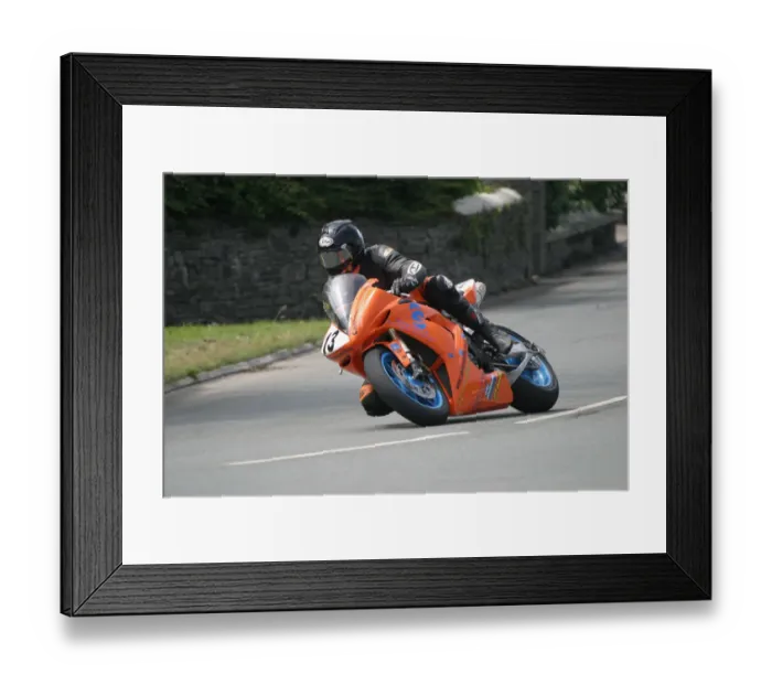 Framed Print : Ian Armstrong (Yamaha) 2007 Superbike TT Framed Print : Ian Armstrong (Yamaha) 2007 Superbike TT