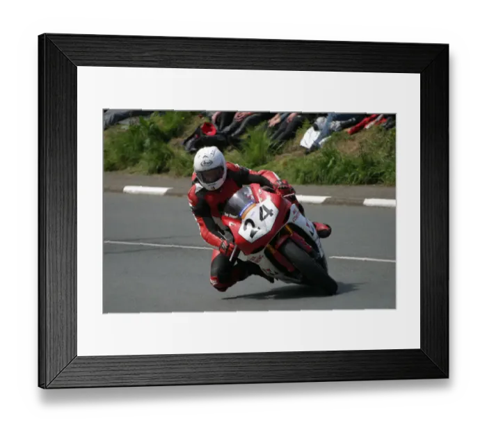 Framed Print : Dan Stewart (Yamaha) 2007 Superbike TT