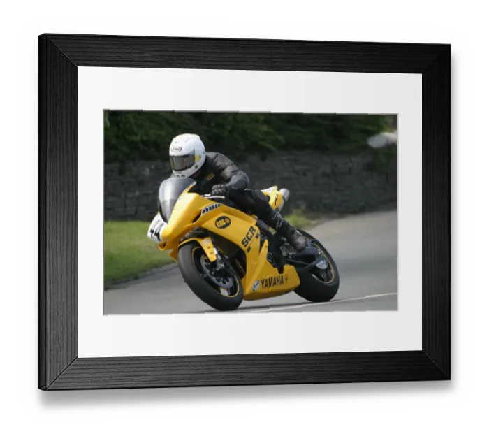 Framed Print : Dave Madsen-Mygdal (Yamaha) 2007 Superbike TT Framed Print : Dave Madsen-Mygdal (Yamaha) 2007 Superbike TT