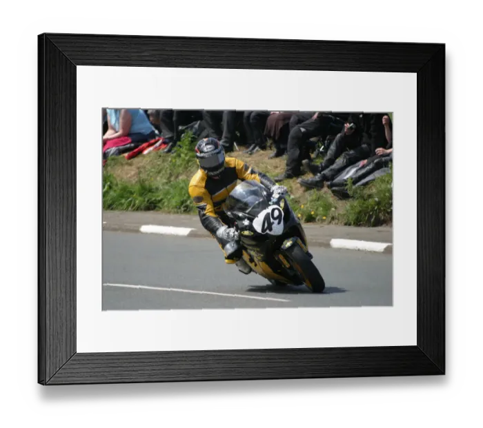 Framed Print : Craig Atkinson (Suzuki) 2007 Superbike TT Framed Print : Craig Atkinson (Suzuki) 2007 Superbike TT
