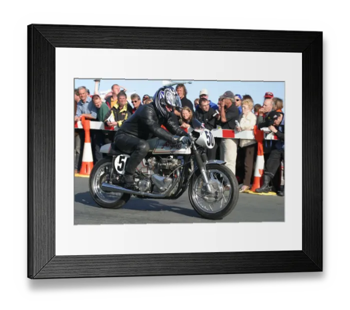 Framed Print : Les Worthington (Argon) 2003 Parade Lap Framed Print : Les Worthington (Argon) 2003 Parade Lap