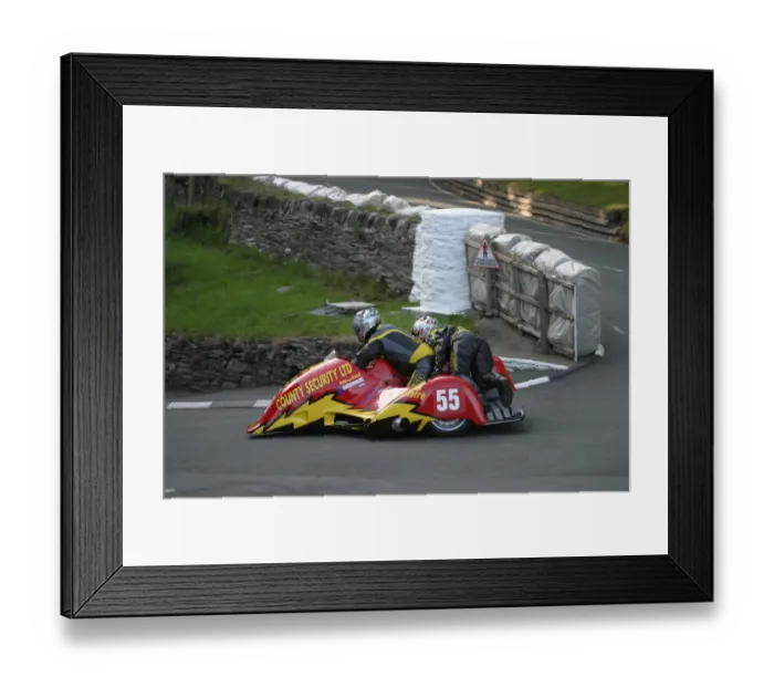 Framed Print : Mick Boddice (Ireson Kawasaki) 2003 Parade Lap Framed Print : Mick Boddice (Ireson Kawasaki) 2003 Parade Lap