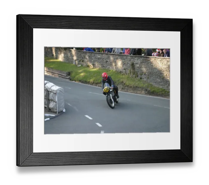 Framed Print : Allan Robinson (Norton) 2003 Parade Lap Framed Print : Allan Robinson (Norton) 2003 Parade Lap