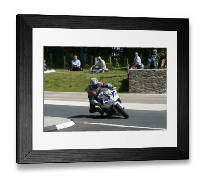 Framed Print : Rob Barber (Suzuki) 2009 Superbike TT Framed Print : Rob Barber (Suzuki) 2009 Superbike TT