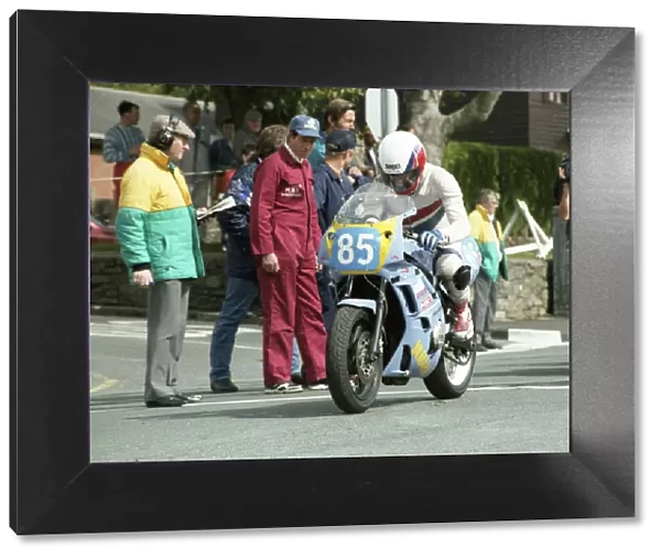 Ian Hickey (Yamaha) 1992 Junior Manx Grand Prix