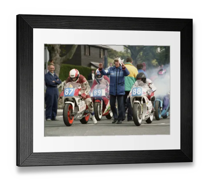 Framed Print : David Binch & Beth Margrain (Yamaha) 1992 Junior Manx Grand Prix