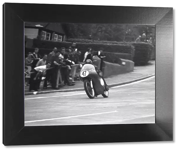 Roy Capner (BSA) 1963 Junior TT