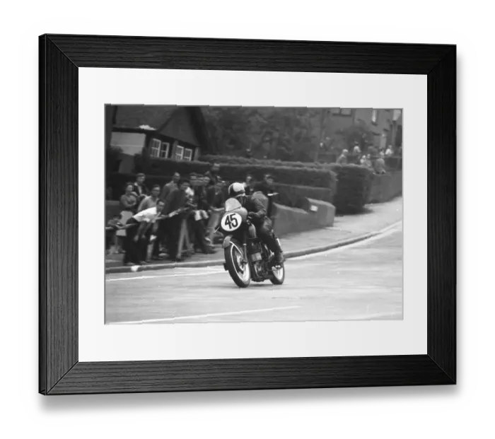 Framed Print : Arthur Lavington (Velocette) 1963 Junior TT Framed Print : Arthur Lavington (Velocette) 1963 Junior TT