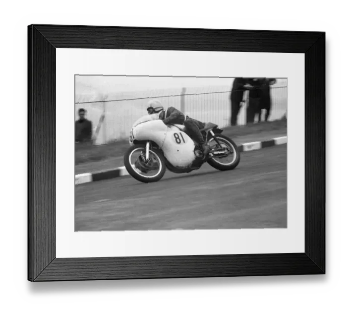 Framed Print : Tony Willmott (Norton) 1964 Senior TT Framed Print : Tony Willmott (Norton) 1964 Senior TT