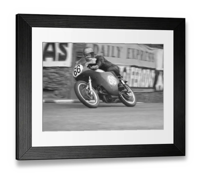 Framed Print : Gilberto Milani (Aermacchi) 1961 Lightweight TT Framed Print : Gilberto Milani (Aermacchi) 1961 Lightweight TT