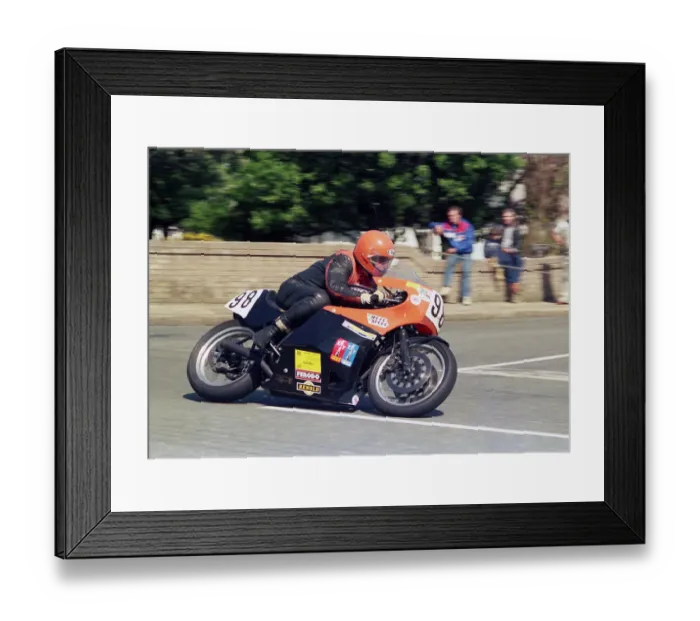 Framed Print : Dave Kerby (Kawasaki) 1987 Formula One TT Framed Print : Dave Kerby (Kawasaki) 1987 Formula One TT