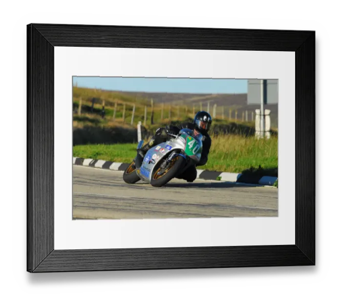 Framed Print : Chris Barratt (Yamaha) 2016 Lighweight Classic TT Framed Print : Chris Barratt (Yamaha) 2016 Lighweight Classic TT