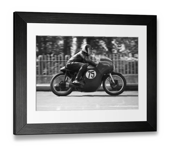 Framed Print : Sam McClements (Ryan Norton) 1972 Senior Manx Grand Prix Framed Print : Sam McClements (Ryan Norton) 1972 Senior Manx Grand Prix
