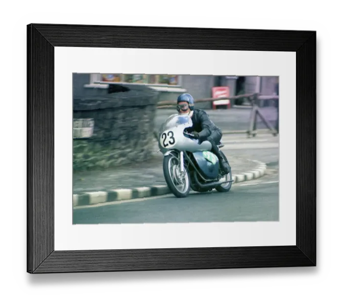 Framed Print : Gordon Taylor (Yamaha) 1968 Lightweight Manx Grand Prix Framed Print : Gordon Taylor (Yamaha) 1968 Lightweight Manx Grand Prix
