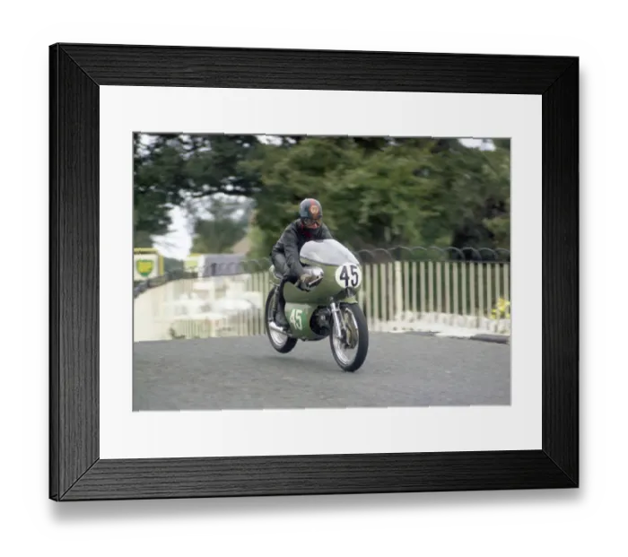 Framed Print : Chas Mortimer (Aermacchi) 1968 Lightweight Manx Grand Prix Framed Print : Chas Mortimer (Aermacchi) 1968 Lightweight Manx Grand Prix
