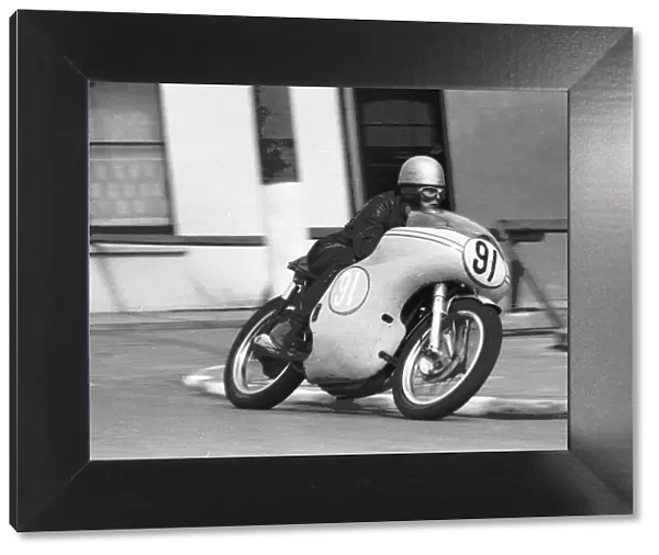 Clive Brown (Norton) 1963 Junior Manx Grand Prix