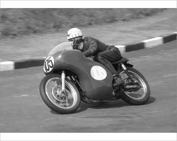Noel Stephenson (Norton) 1963 Junior Manx Grand Prix