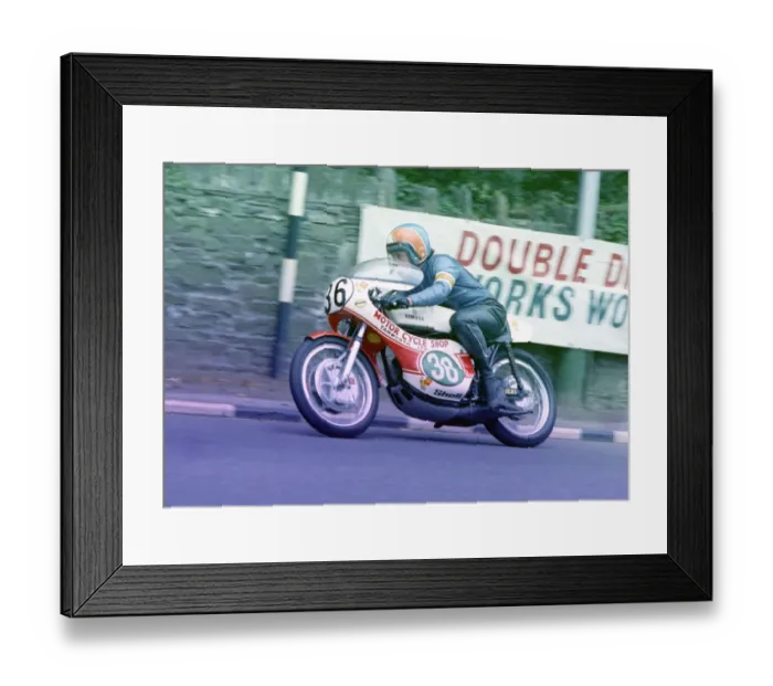 Framed Print : Dave Mason (Yamaha) 1972 Lightweight Manx Grand Prix Framed Print : Dave Mason (Yamaha) 1972 Lightweight Manx Grand Prix
