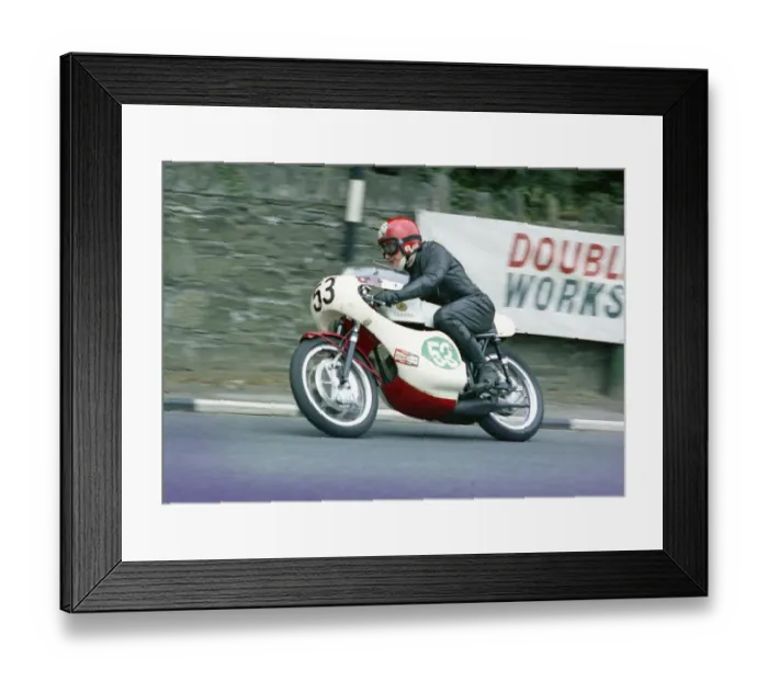 Framed Print : Mick Bancroft (Yamaha) 1972 Lightweight Manx Grand Prix