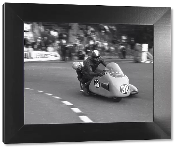 Cliff Munson & R Ashendon (Triumph) 1966 Sidecar TT