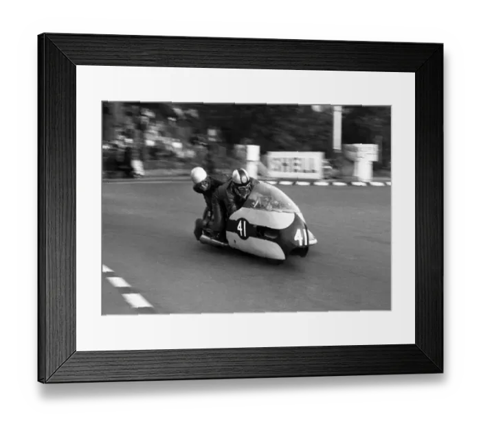 Framed Print : Jack Steer & M J Skevington (Norton) 1966 Sidecar TT