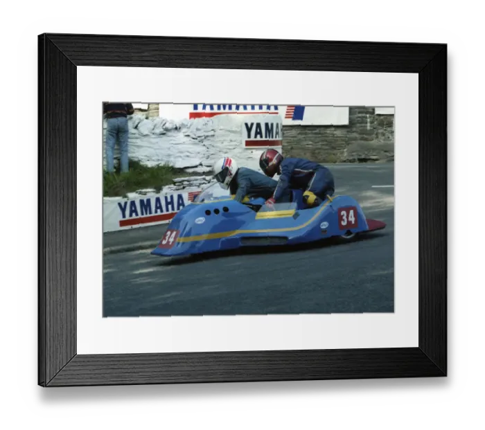 Framed Print : John Booth & Peter Smethurst (Ireson Honda) 1992 Sidecar TT Framed Print : John Booth & Peter Smethurst (Ireson Honda) 1992 Sidecar TT