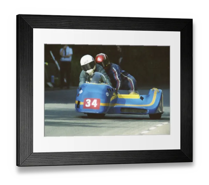Framed Print : John Booth & Peter Smethurst (Ireson Honda) 1992 Sidecar TT Framed Print : John Booth & Peter Smethurst (Ireson Honda) 1992 Sidecar TT