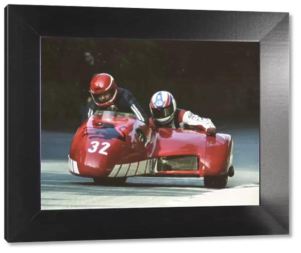 Bob Munro & Paul Fargher (Windle Yamaha) 1992 Sidecar TT