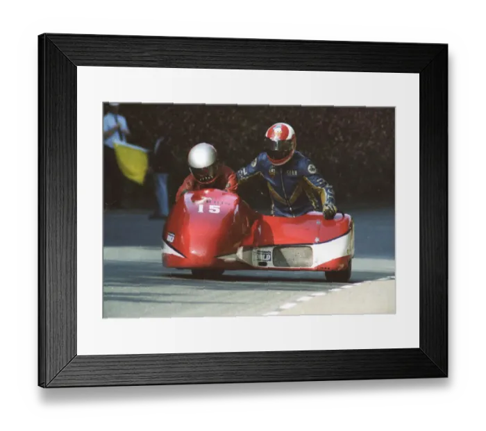 Framed Print : Bill Hodgkins & Sean Collister (Windle Yamaha) 1992 Sidecar TT Framed Print : Bill Hodgkins & Sean Collister (Windle Yamaha) 1992 Sidecar TT