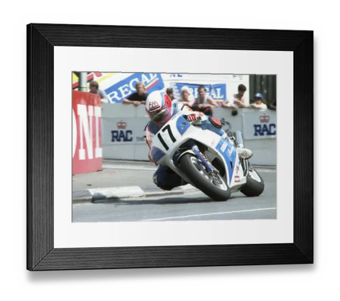 Framed Print : Steve Hazlett (Honda) 1992 Formula One TT Framed Print : Steve Hazlett (Honda) 1992 Formula One TT