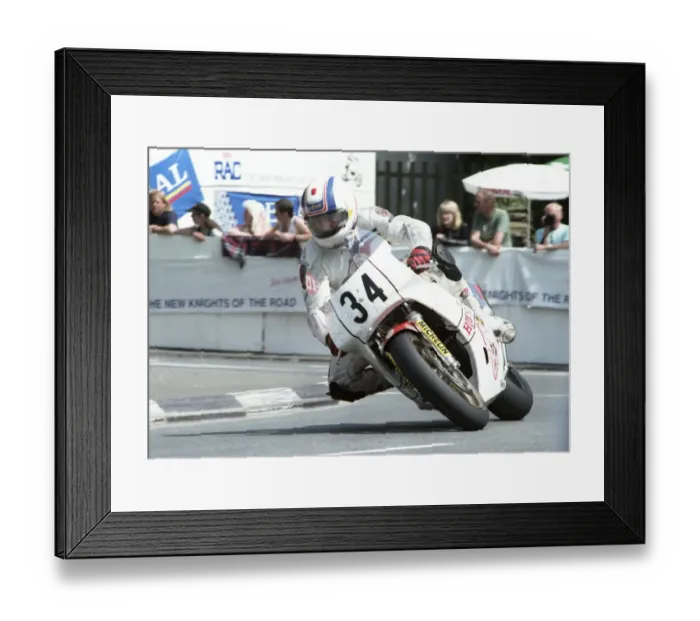 Framed Print : Jason Griffiths (Honda) 1992 Formula One TT Framed Print : Jason Griffiths (Honda) 1992 Formula One TT