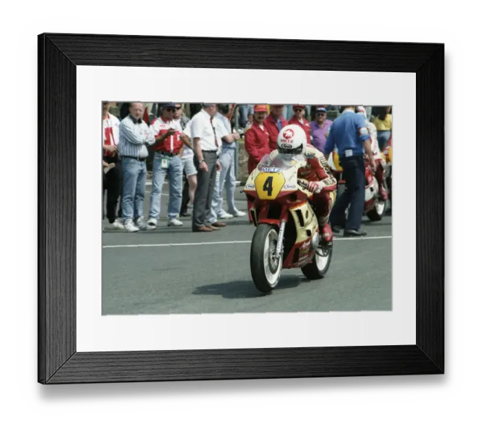 Framed Print : Johnny Rea (Yamaha) 1992 Supersport 600 TT Framed Print : Johnny Rea (Yamaha) 1992 Supersport 600 TT